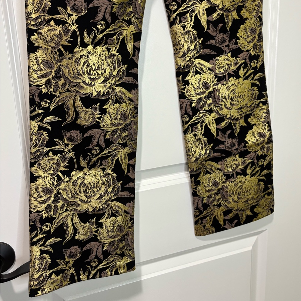 Soft Surroundings Mini Bootcut Gold Metallic Floral Pants NWT Size Medium - Picture 4 of 9
